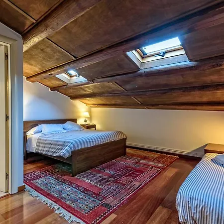 Con Encanto En Badalona